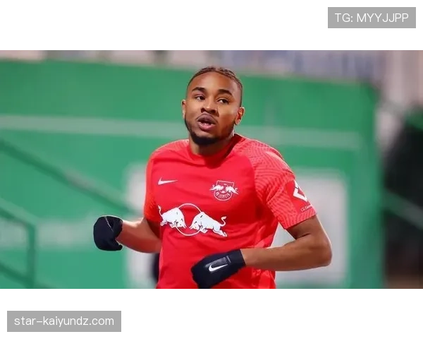 恩昆库在影锋与前腰角色间的战术适配性与功能切换机制分析