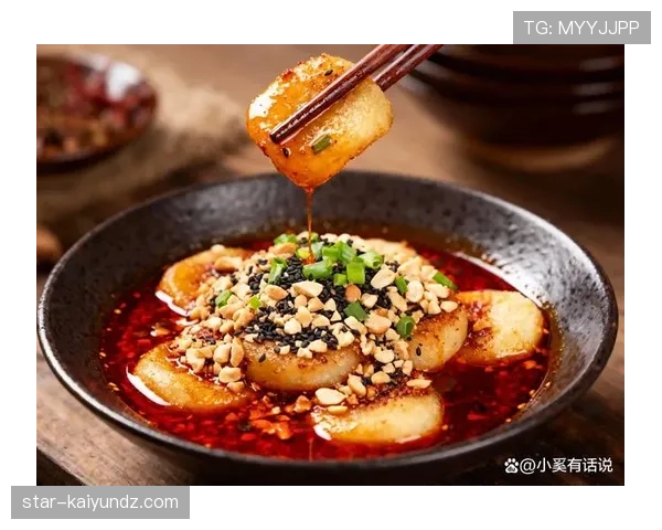 季丽萍晒照是名表配路边小吃，这反差我笑出声了